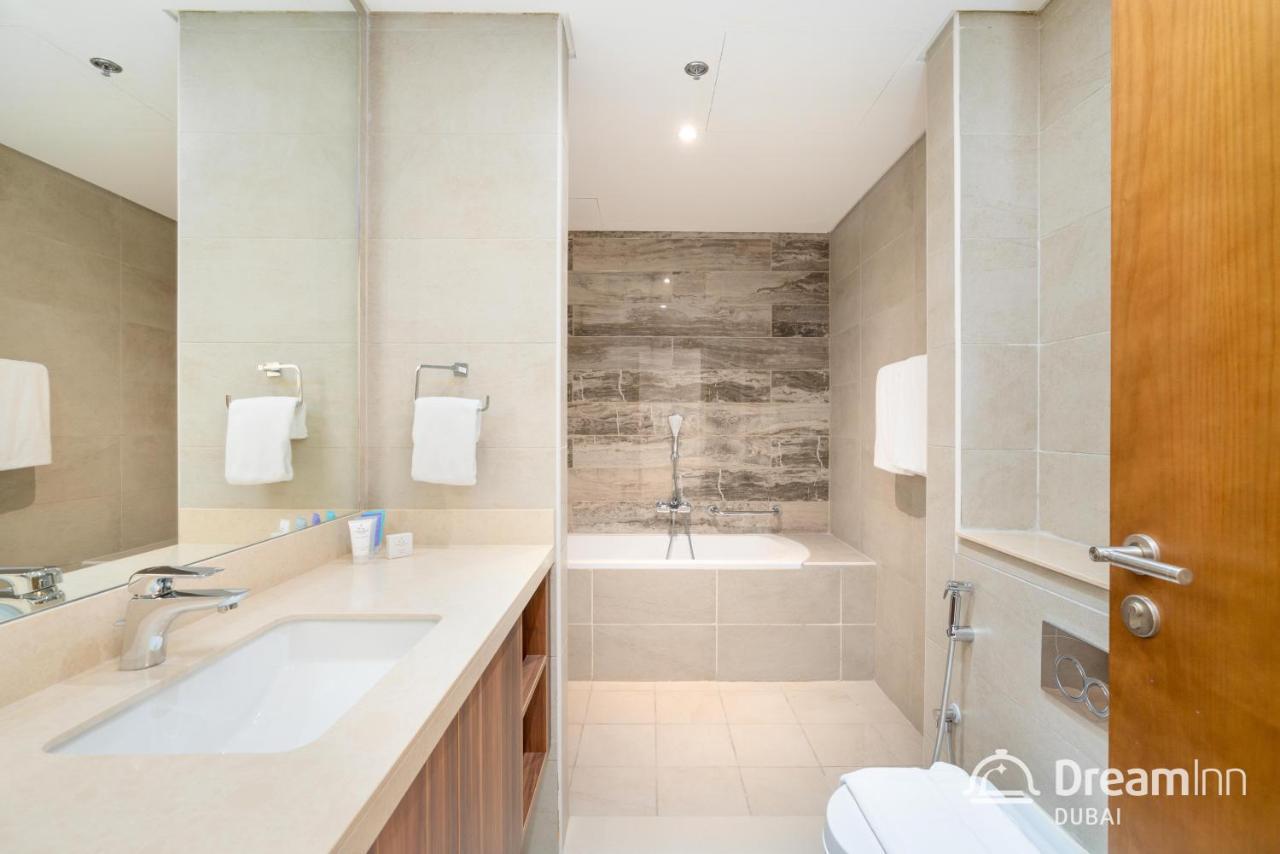 Dream Inn Apartments - Mina By Azizi Dubai Bagian luar foto
